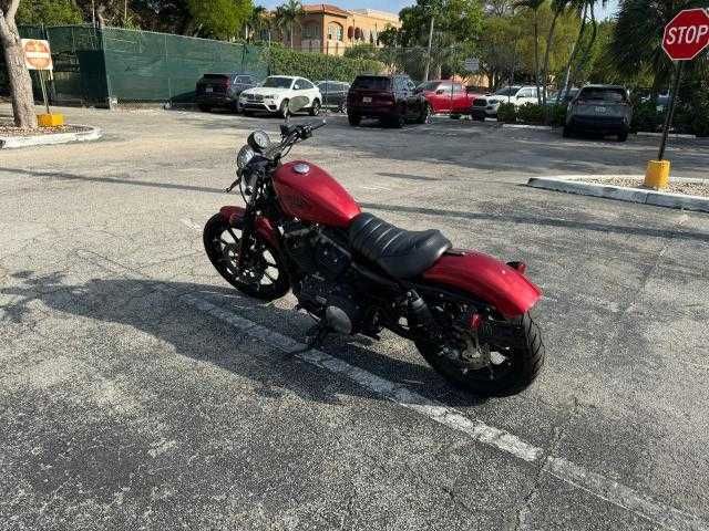 2018 HARLEY-Davidson XL883 Iron