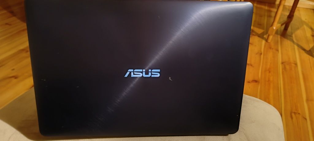 Notebook Asus 15.6"