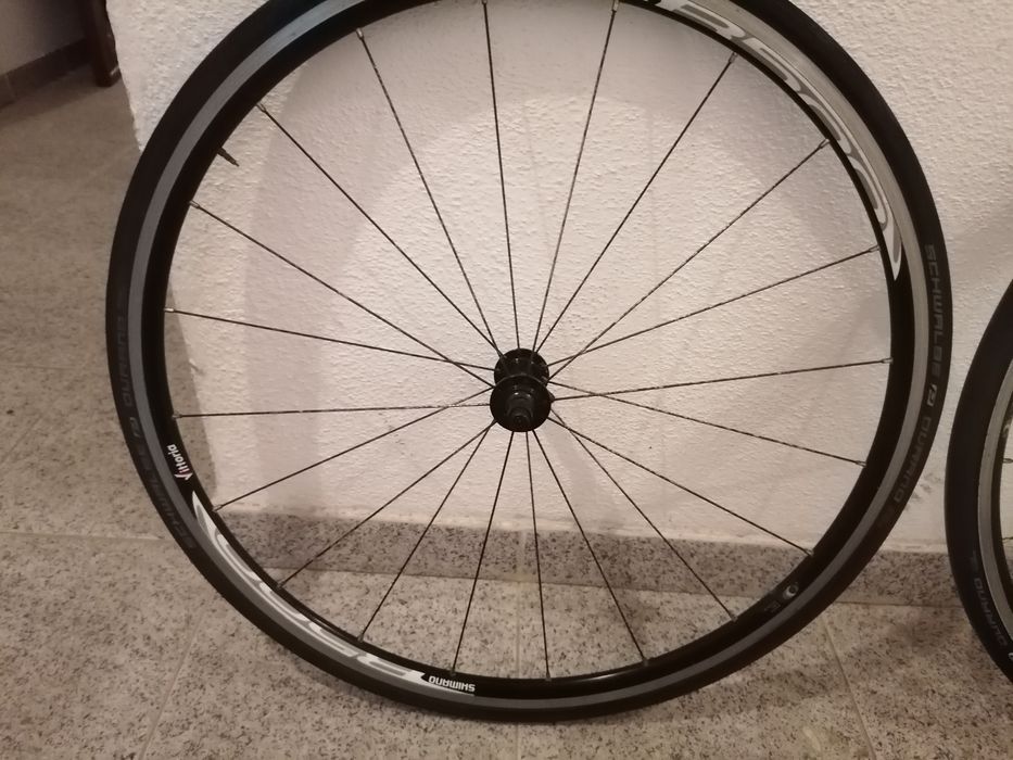 BH PRISMA em carbono e rodas carbono HED