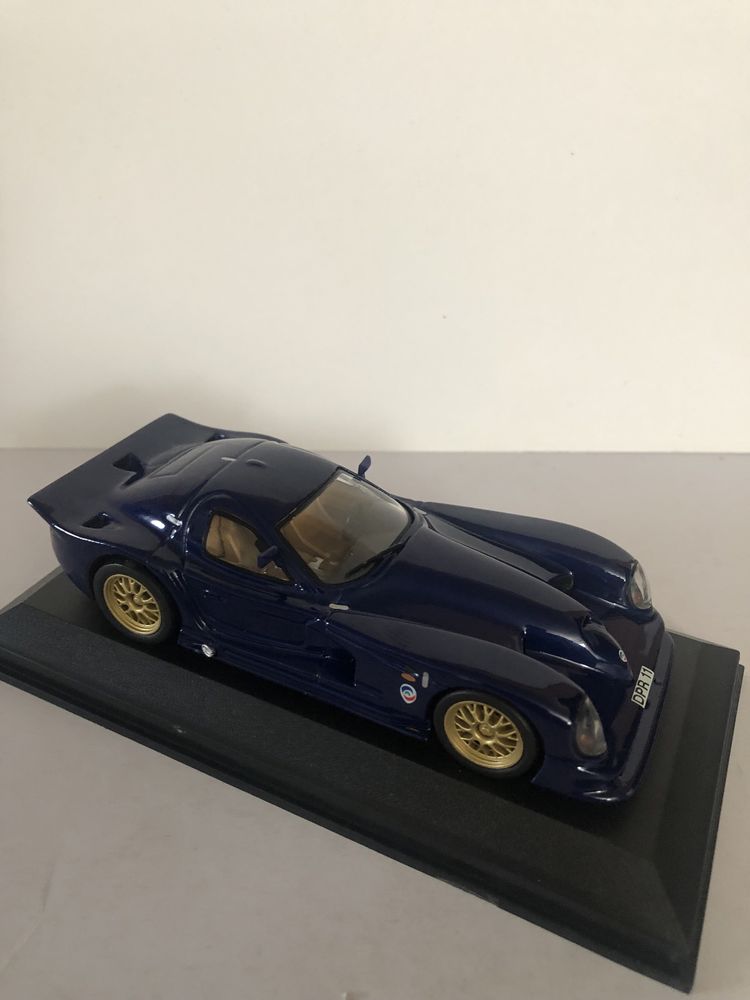 Panoz Esperante GTR-1 escala 1:43