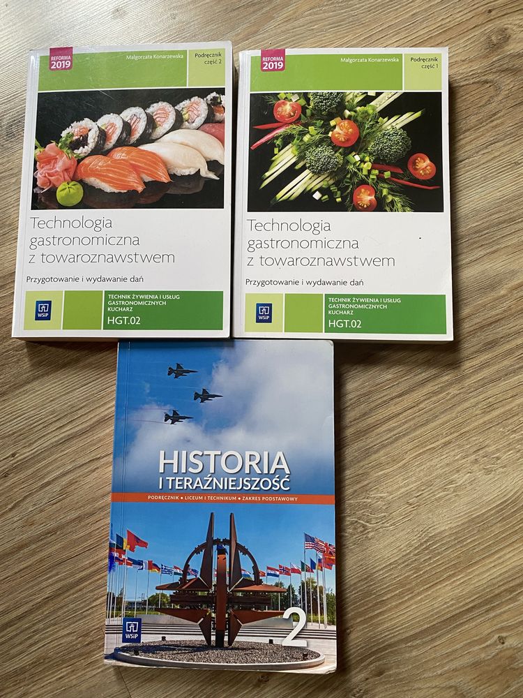 Ksiazki  do technologia gastronomiczna z towaroznactewm
