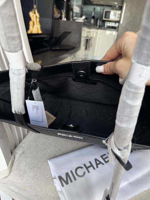 Michael Kors Sallie logo black tote bag оригінал