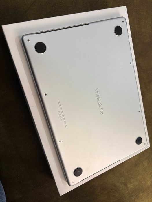 Apple MacBook Pro 14, M1 Pro, 16/512GB, Silver