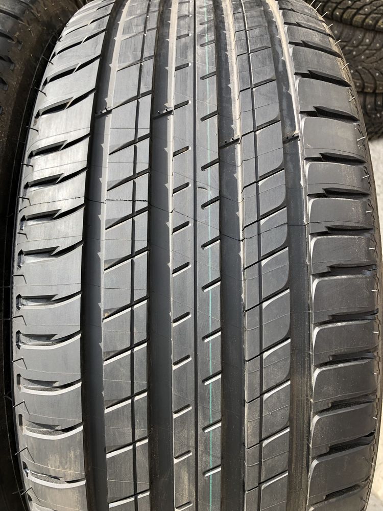 235/55/19 R19 пара Michelin