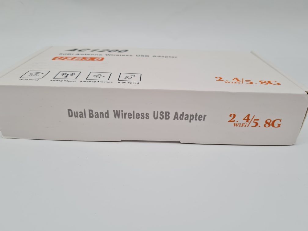 Karta sieciowa zewnętrzna AC1200 5dBi 1200Mb/s dwupasmowy adapter Wi-F