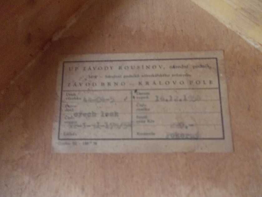 Stary stolik kawowy pająk J.Halabala H-259 lata 50 orzech