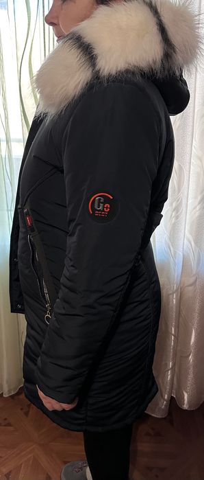 Зимовий теплий  пуховик розмір 48