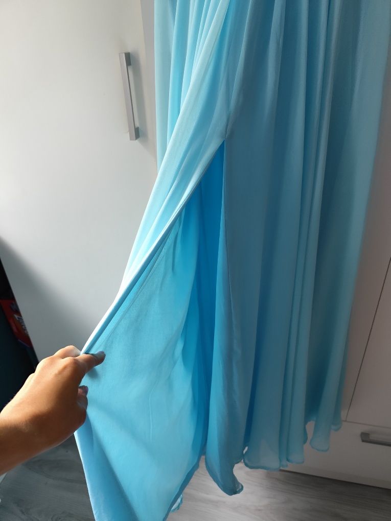 Zwiewna długa sukienka 38
