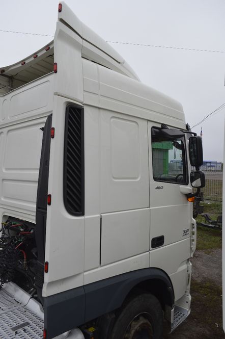 Спойлер комплект кабіни боковий і верхній DAF XF 105  евро 6