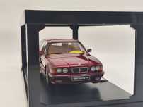 BMW E34 1/18 1:18 triple 9 маштабна модель бмв е34 1 18 маштаб турінг.
