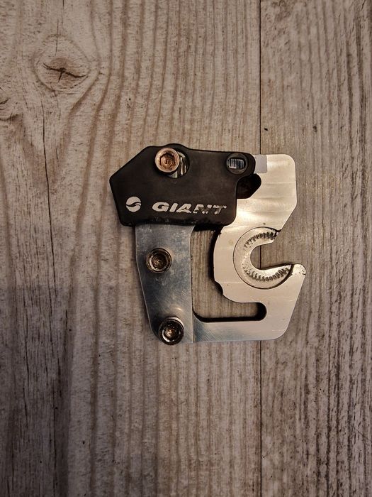 Adapter tylnego koła Giant Twist z mocowaniem czujnika