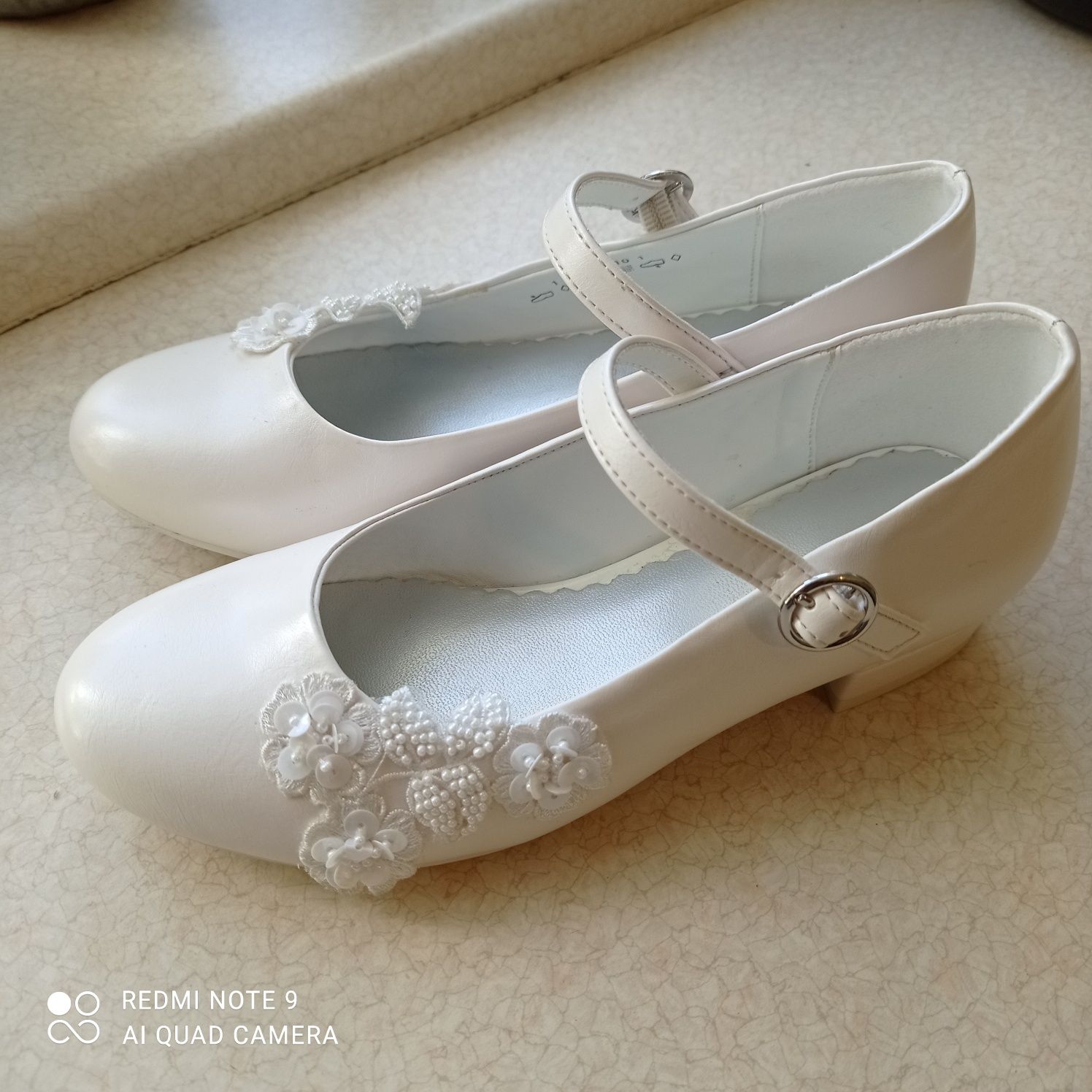 Buty dziewczęce komunijne białe Graceland roz. 31. Super okazja!