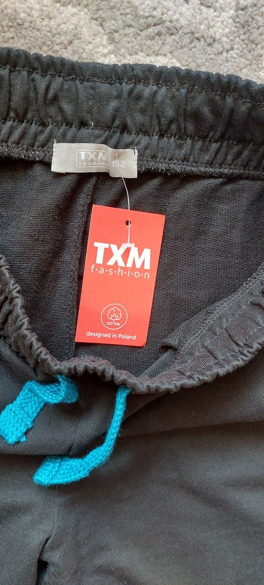 Nowe !!! dresy TXM, rozm.152