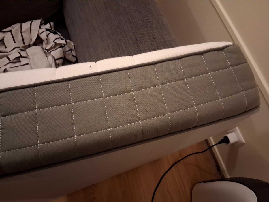 Colchão IKEA excelente