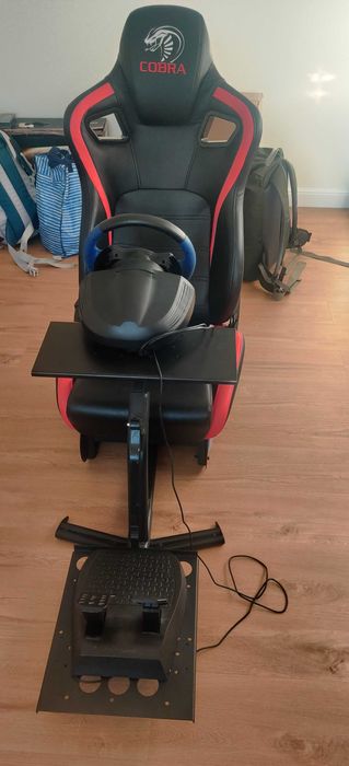 Cadeira mais volante de sim racing