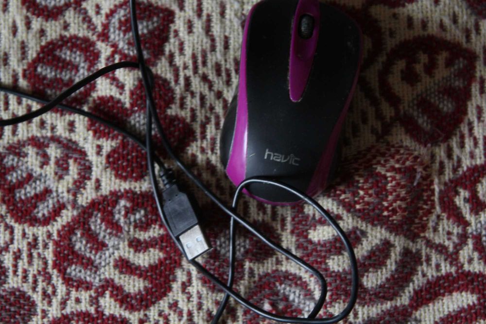 Віддам безкоштовно мишу.