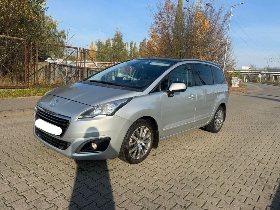 Peugeot 5008 2.0 HDI Automat Nawigacja Szklany Dach 7 osobowy Alu Full Lift Led