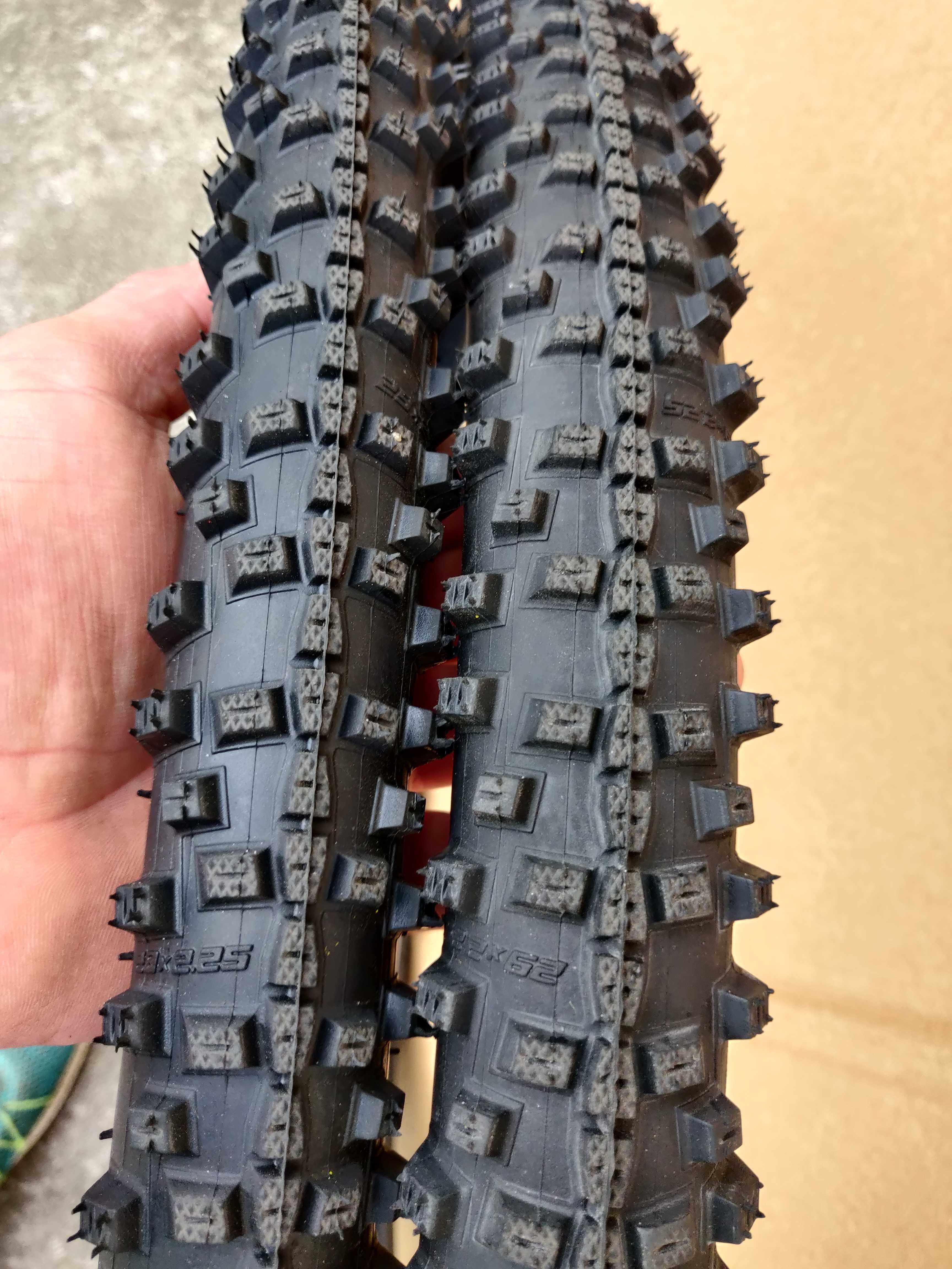 NOWE schwalbe smart sam 29" x 2,25