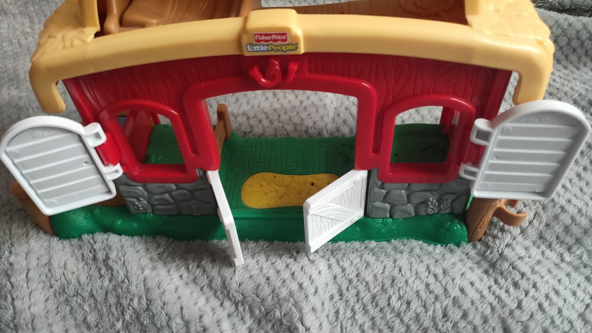 Stajnia farma Little people Fisher Price koń traktor