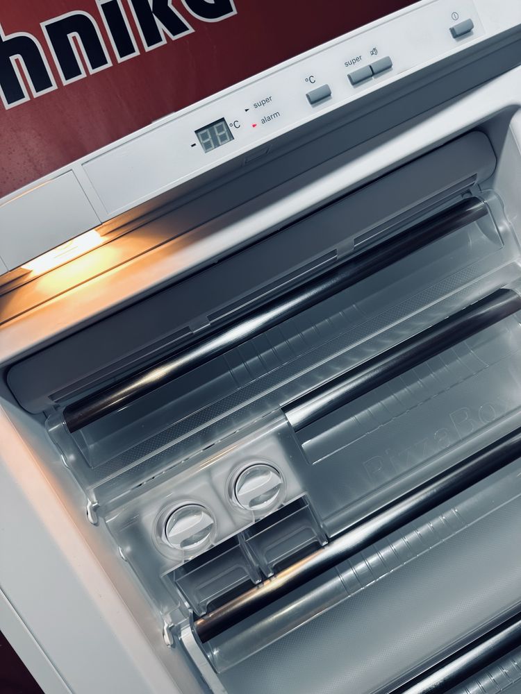 Морозильна камера Siemens no frost