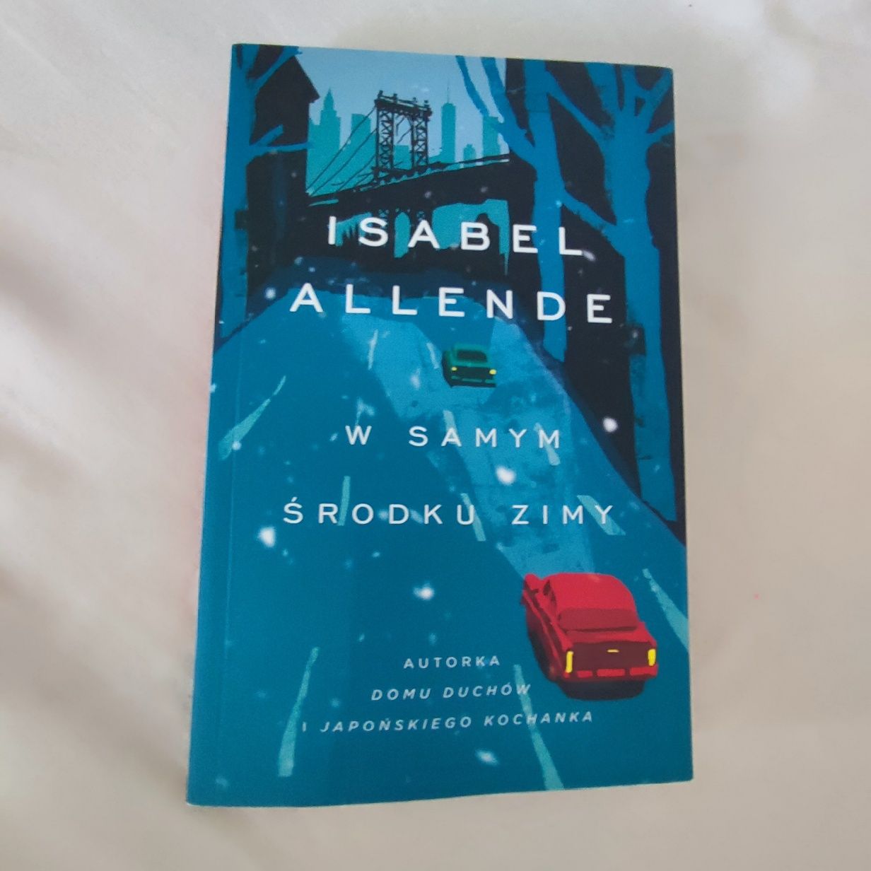 W samym środku zimy, Isabel Allende