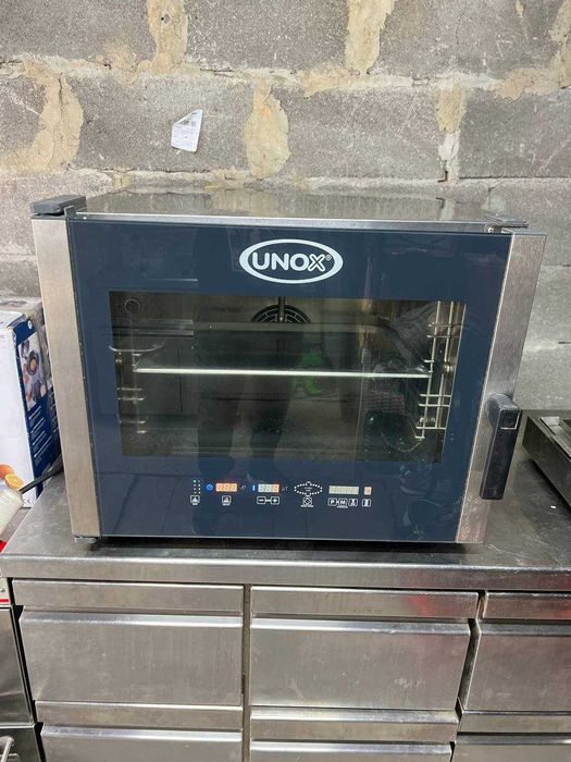 Пароконвектомат бу Unox XVC 304 пароконвекционная печь для ресторана