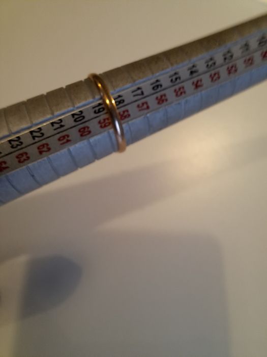 Złoty pierścionek p.585