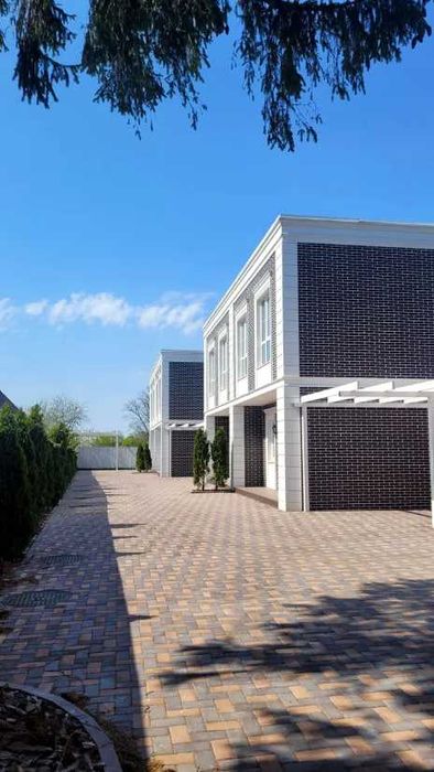 Продаж Тауна у Хотові поруч парк Феофані, Метрологічна, Теремкі, ВДНГ