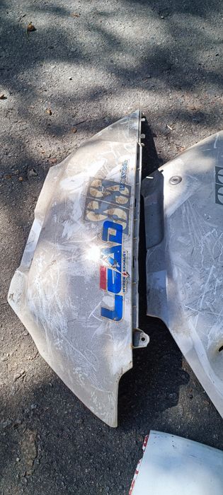 Пластик honda lead AF20