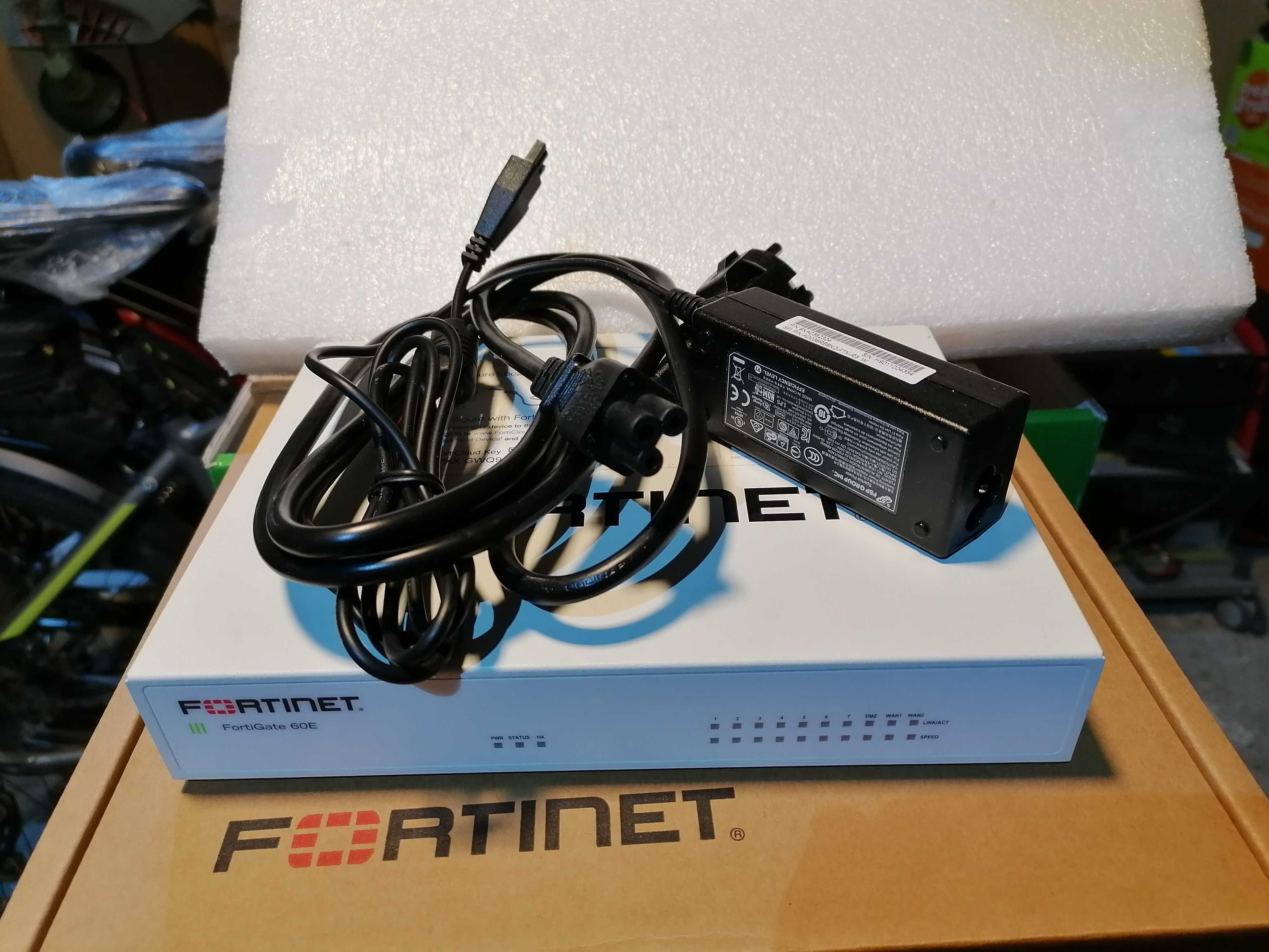 Sprzedam switche cisco c2960x, Tp-link T2500G, firewall Fortigate 60E