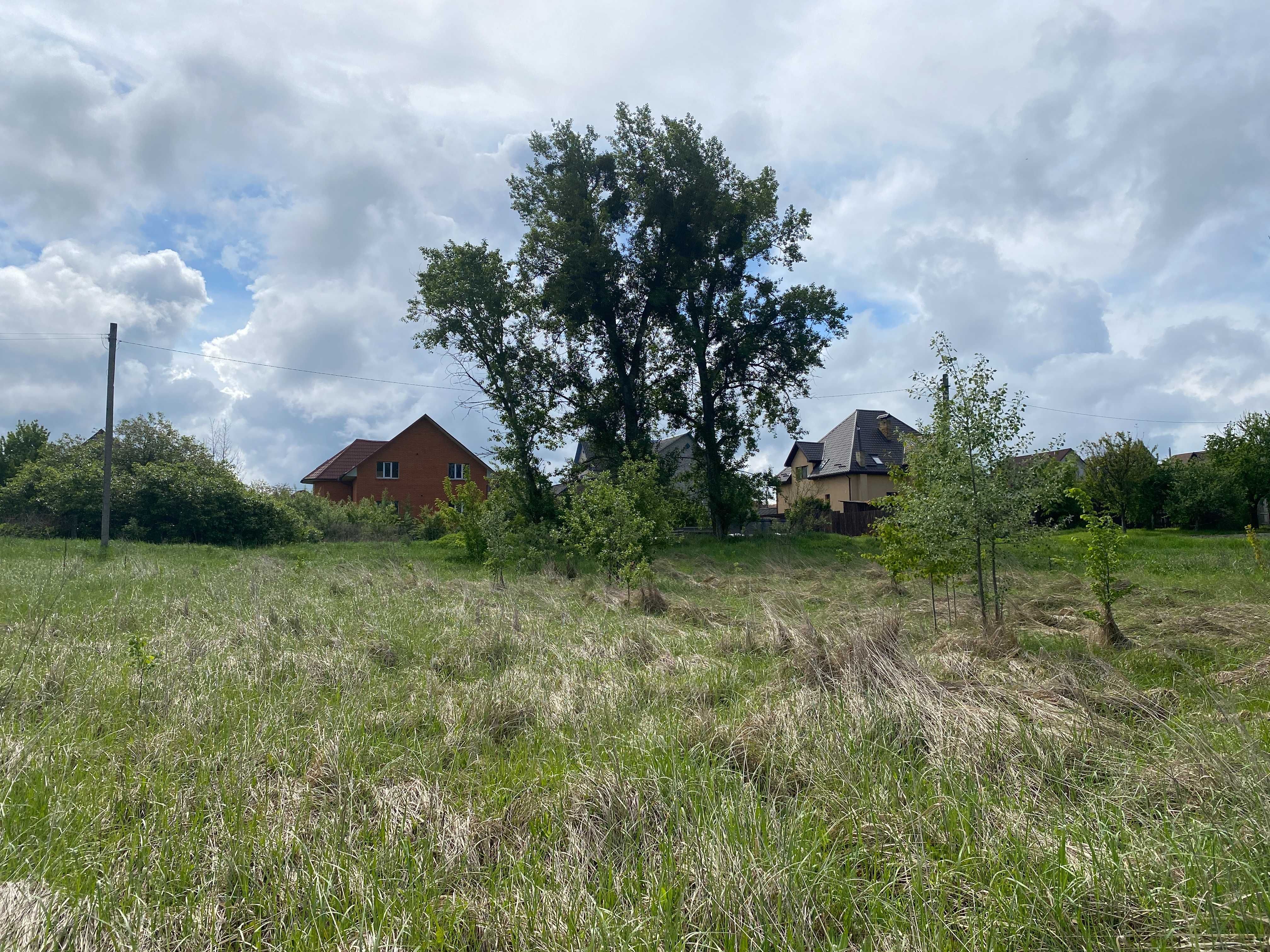 Продам ділянку під будівництво будинку в мальовничому місці