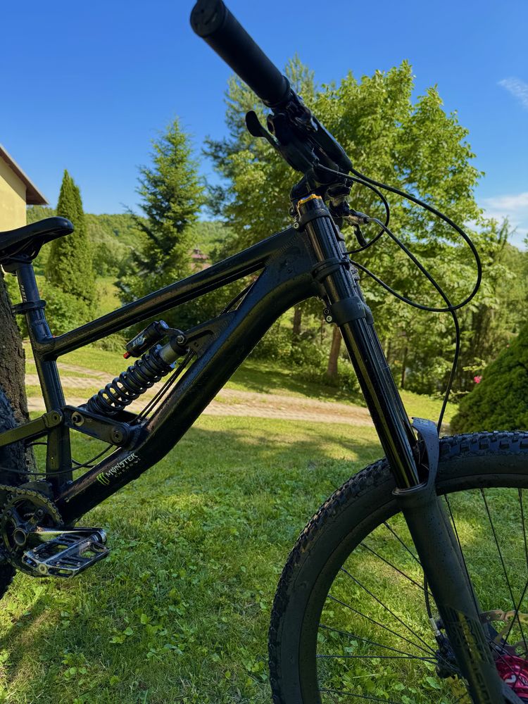 Rower Canyon Dhx 27.5 DH zjazdowy Dartmoor Pro