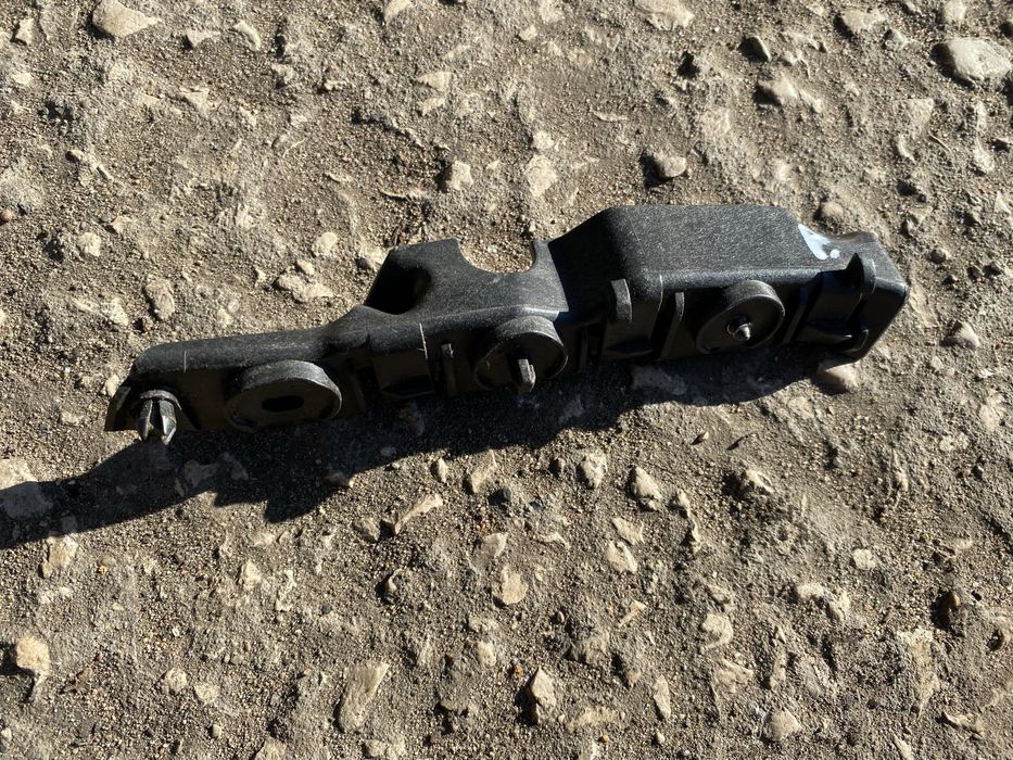 Audi a3 8p slizg zderzaka prawy przod