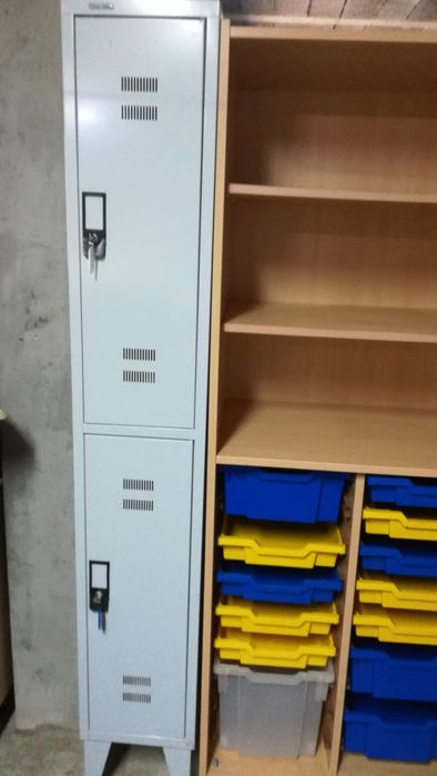 Mobiliario escolar