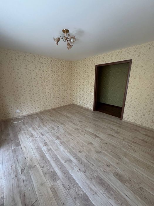 Двокімнатна квартира з автономним опаленням