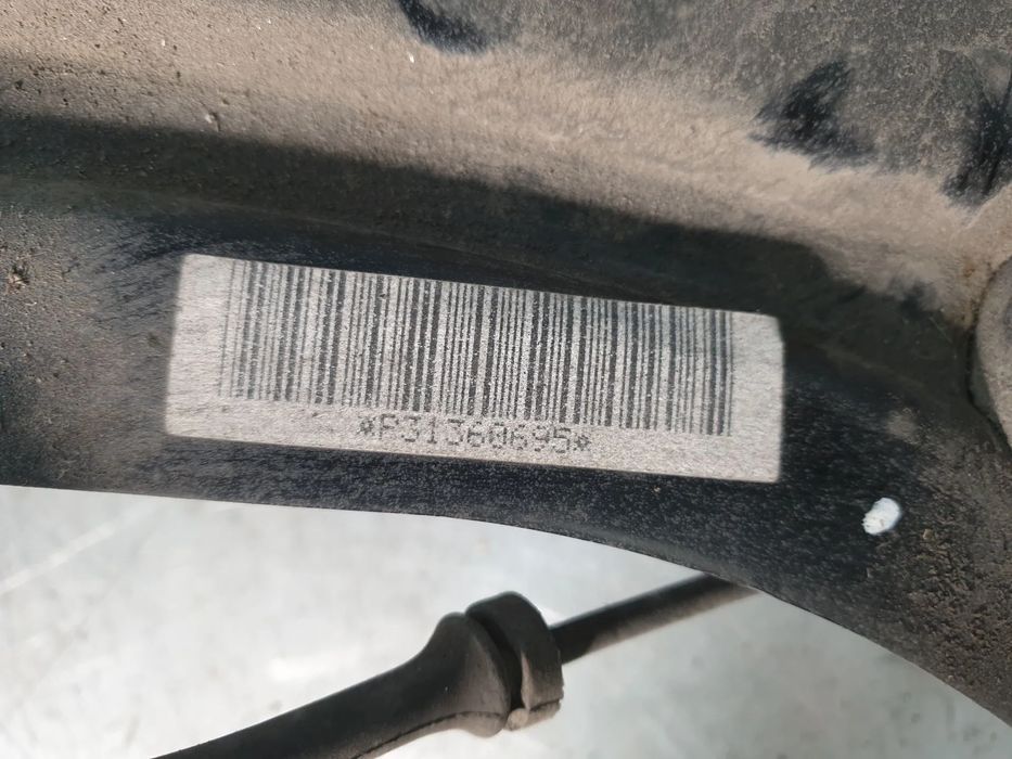 Manga de eixo trás direita VOLVO V40 Hatchback