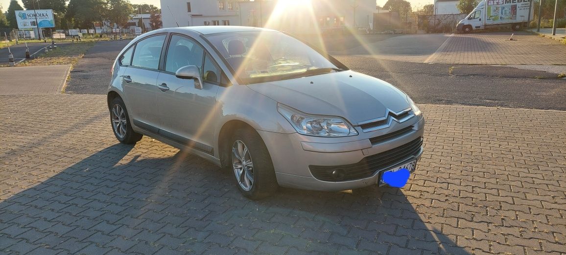 Citroen C4  1.6 benzyna  110 KM B.dobry stan Nowe tarcze i klocki