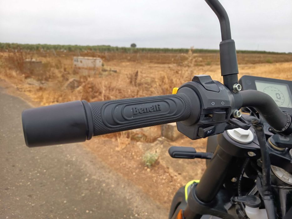 Benelli leoncino 250