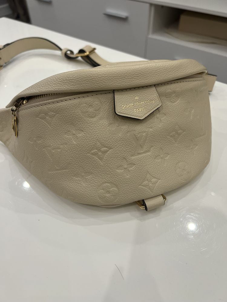 Сумка бананка Louis vuitton