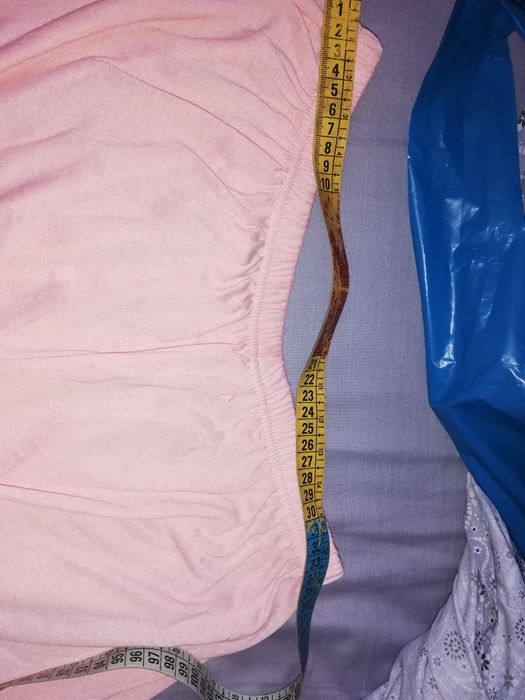 New Salmon-Colored Shorts – Size M/L (see measurements)64730139793667123