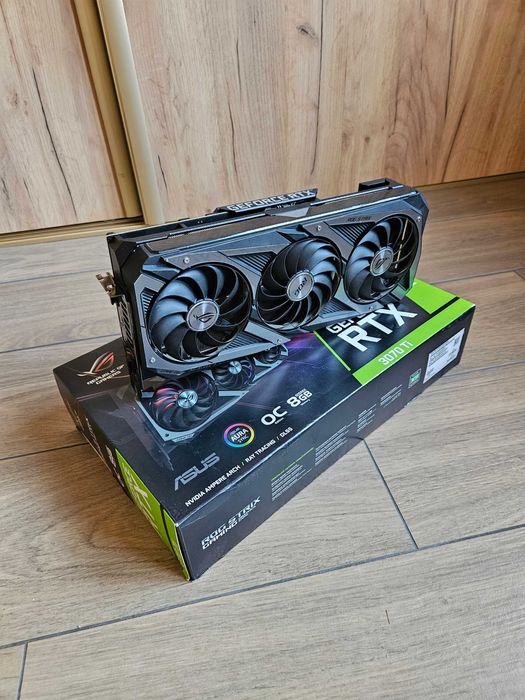 ASUS GeForce RTX 3070 Ti RoG StriX OC 8GB GDDR6X