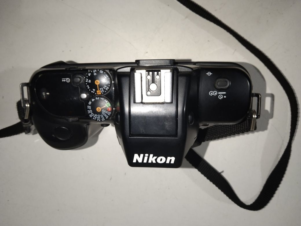Aparat fotograficzny NIKON F-401x