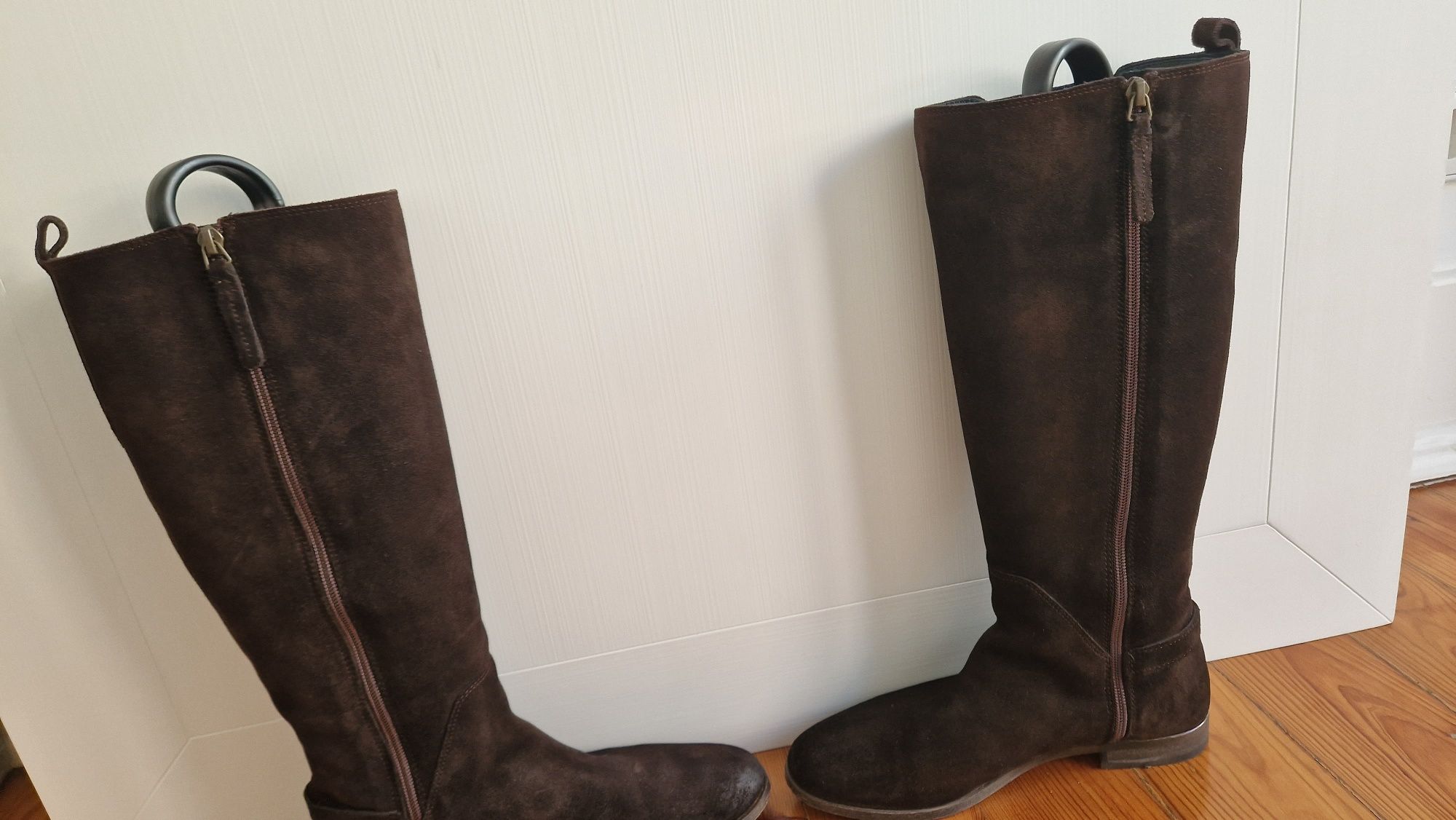 Botas cano alto Tommy Hilfiger 39 castanho camurça
