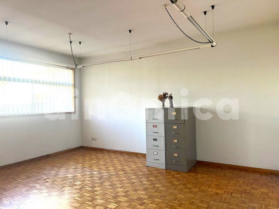 Escritório no centro!