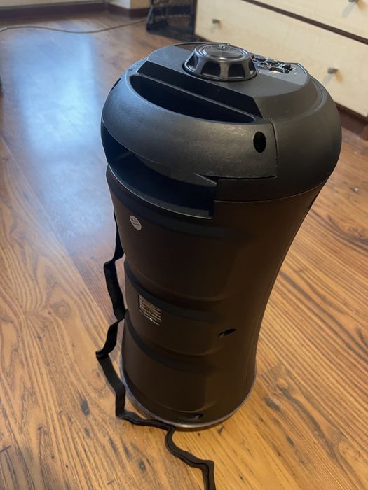 Продам блютуз колонку