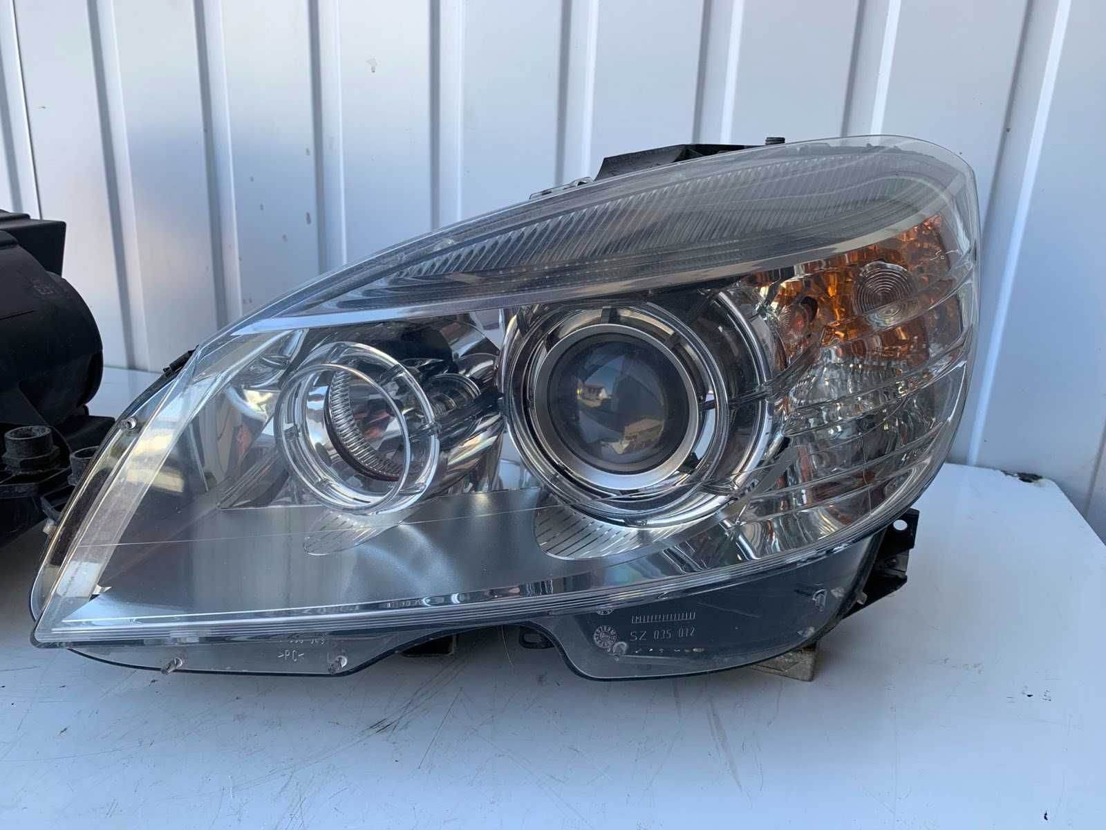 Фара Mercedes W204 S204 Bi ксенон 2007-2012 фара ксенон цешка 204