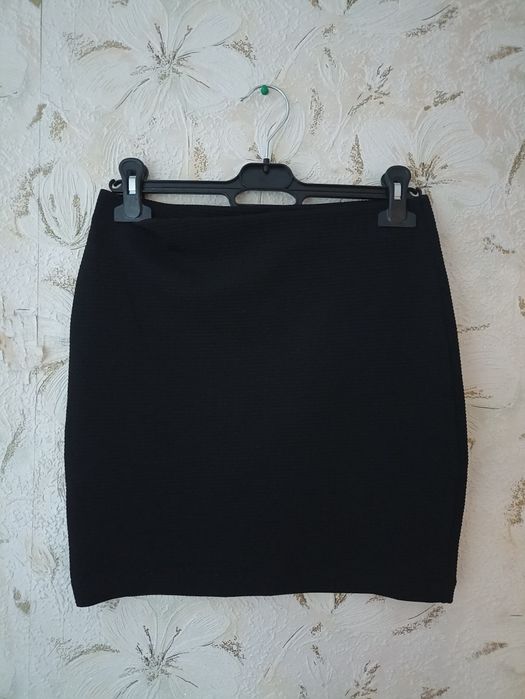 Спідниці жіночі розмір С