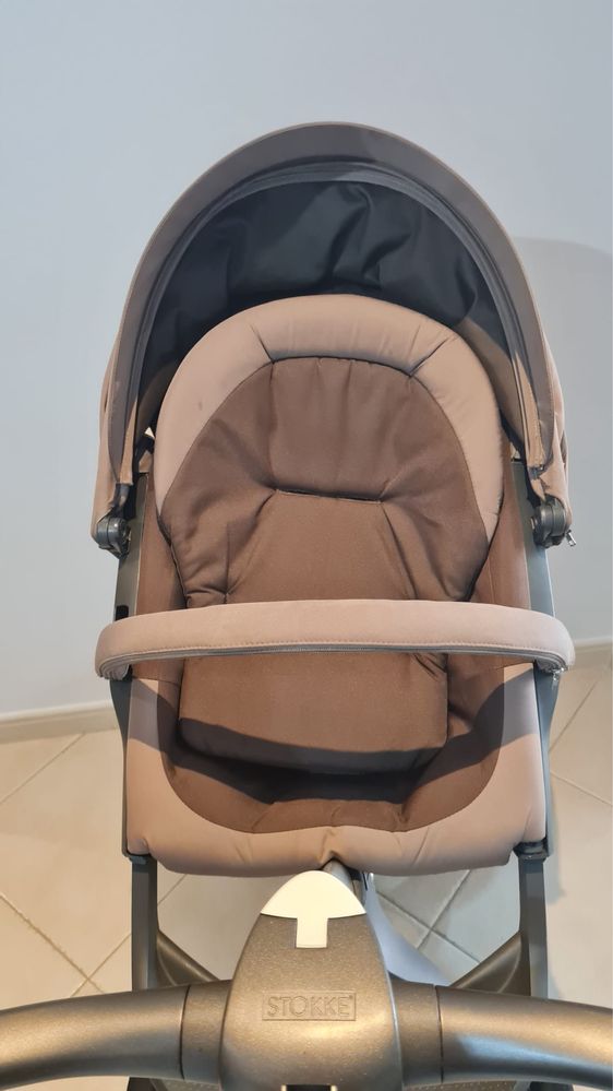 Carrinho de bebé stokke xplory com alcofa