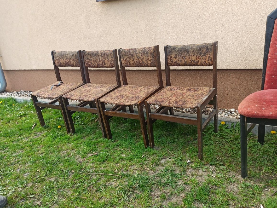 Krzesła PRL, Drewniane