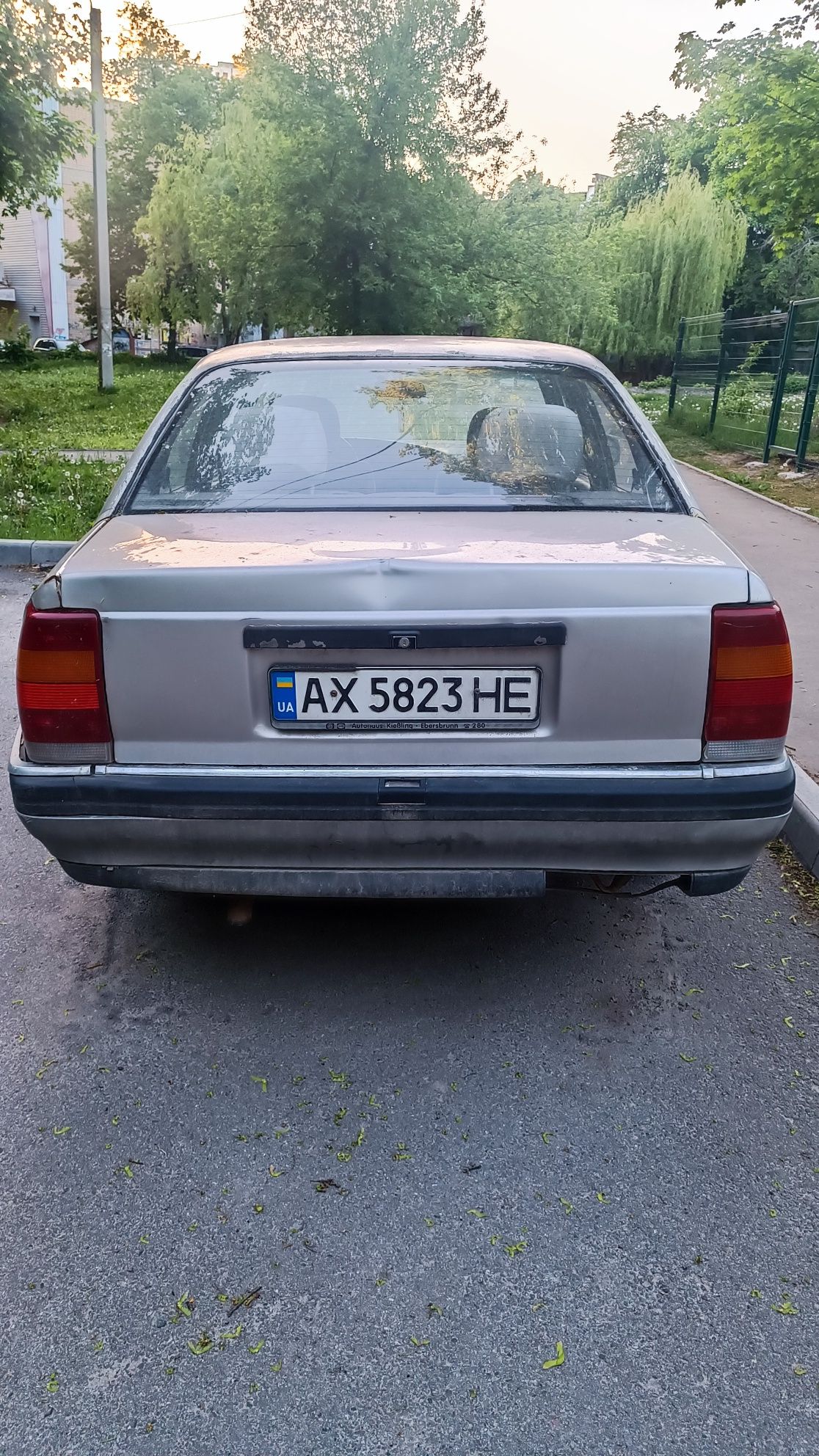 Продам Opel Omega 92p.